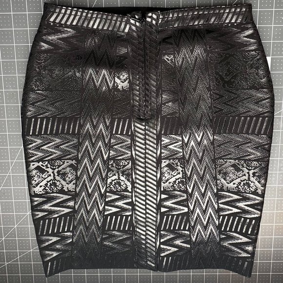 NWOT HLBandage Leather Metallic High Waist Bandage Skirt - Picture 4 of 9